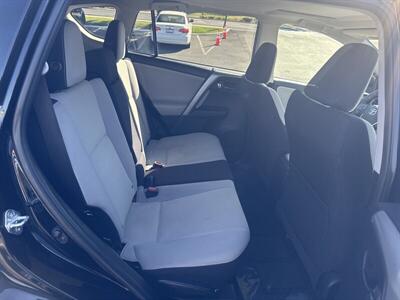 2017 Toyota RAV4 XLE   - Photo 25 - Pittsburg, CA 94565-2812