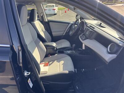 2017 Toyota RAV4 XLE   - Photo 27 - Pittsburg, CA 94565-2812