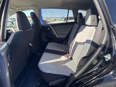 2017 Toyota RAV4 XLE   - Photo 16 - Pittsburg, CA 94565-2812