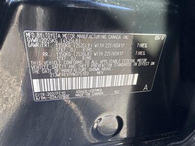 2017 Toyota RAV4 XLE   - Photo 32 - Pittsburg, CA 94565-2812