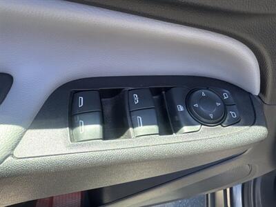 2020 Chevrolet Equinox LS - Photo 13 - Pittsburg, CA 94565