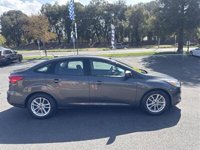 2018 Ford Focus SE   - Photo 22 - Pittsburg, CA 94565-2812