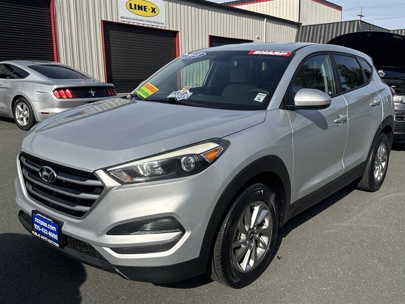 2018 Hyundai TUCSON SE  