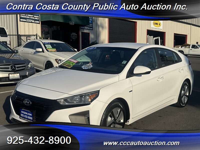 2018 Hyundai IONIQ Blue's photo