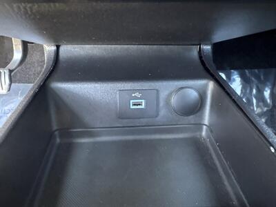 2018 Ford Fusion Hybrid S   - Photo 11 - Pittsburg, CA 94565