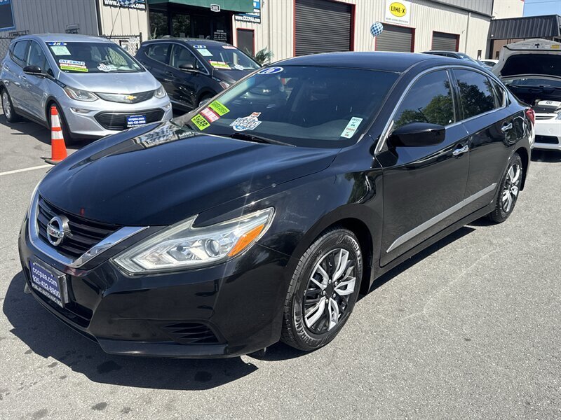 2016 Nissan Altima 2.5 S  