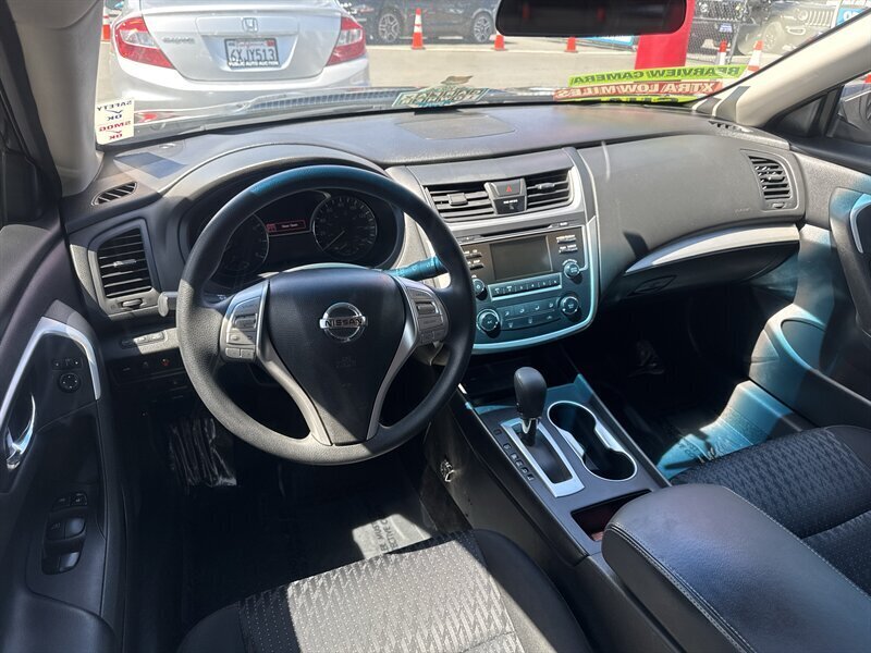 2016 Nissan Altima 2.5 S  