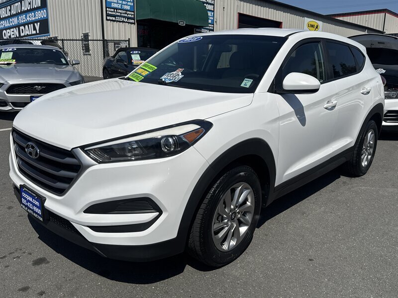 2018 Hyundai TUCSON SE  