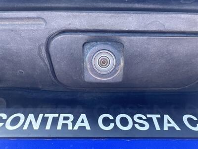 2018 Toyota Corolla SE - Photo 19 - Pittsburg, CA 94565-2812