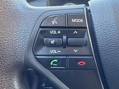 2016 Hyundai SONATA Hybrid SE   - Photo 13 - Pittsburg, CA 94565-2812