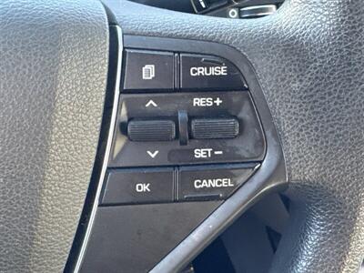 2016 Hyundai SONATA Hybrid SE   - Photo 12 - Pittsburg, CA 94565-2812