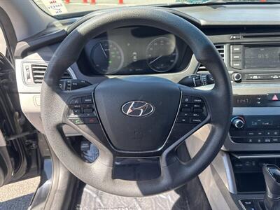 2016 Hyundai SONATA Hybrid SE   - Photo 3 - Pittsburg, CA 94565