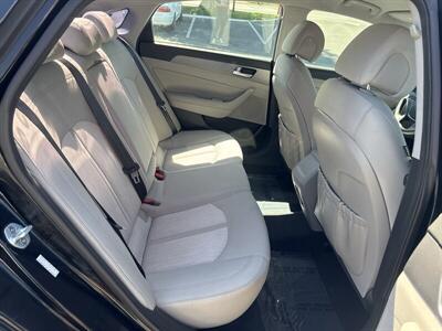 2016 Hyundai SONATA Hybrid SE   - Photo 24 - Pittsburg, CA 94565