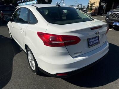 2017 Ford Focus SE   - Photo 17 - Pittsburg, CA 94565-2812