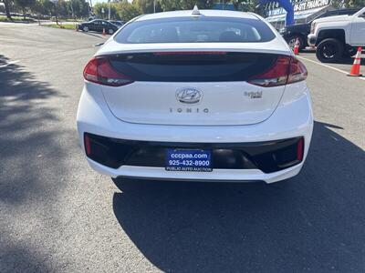 2018 Hyundai IONIQ Hybrid Blue   - Photo 20 - Pittsburg, CA 94565-2812