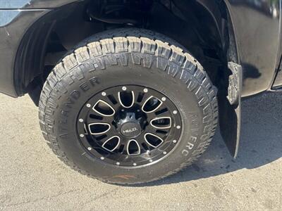 2015 Toyota Tacoma PreRunner V6   - Photo 13 - Pittsburg, CA 94565-2812