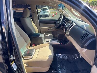 2015 Toyota Tacoma PreRunner V6   - Photo 25 - Pittsburg, CA 94565-2812