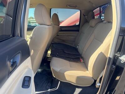 2015 Toyota Tacoma PreRunner V6   - Photo 15 - Pittsburg, CA 94565-2812