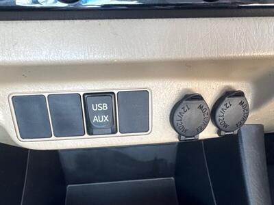 2015 Toyota Tacoma PreRunner V6   - Photo 12 - Pittsburg, CA 94565-2812