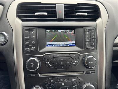 2018 Ford Fusion Hybrid S   - Photo 11 - Pittsburg, CA 94565-2812