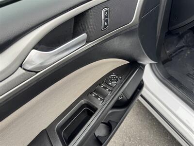 2018 Ford Fusion Hybrid S   - Photo 13 - Pittsburg, CA 94565-2812