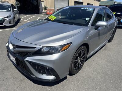 2023 Toyota Camry SE Sedan