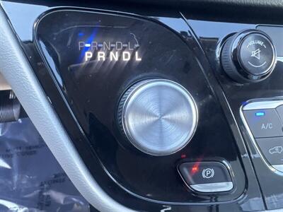 2017 Chrysler Pacifica Hybrid Touring Plus - Photo 12 - Pittsburg, CA 94565-2812