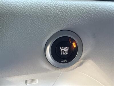 2017 Chrysler Pacifica Hybrid Touring Plus - Photo 8 - Pittsburg, CA 94565-2812