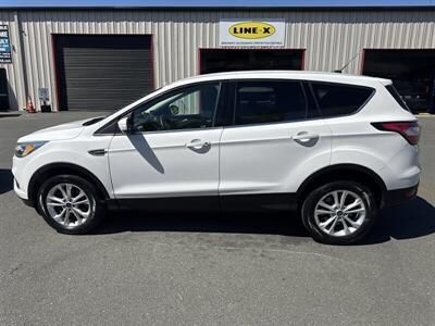 2017 Ford Escape SE - Photo 5 - Pittsburg, CA 94565
