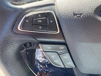 2016 Ford Focus SE - Photo 5 - Pittsburg, CA 94565