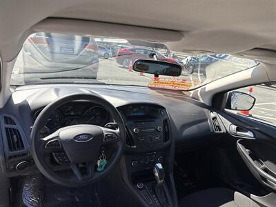 2016 Ford Focus SE - Photo 2 - Pittsburg, CA 94565