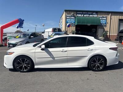 2018 Toyota Camry SE   - Photo 4 - Pittsburg, CA 94565-2812