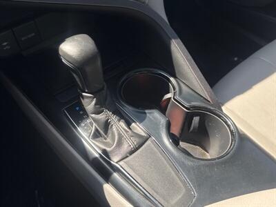 2018 Toyota Camry SE   - Photo 9 - Pittsburg, CA 94565-2812