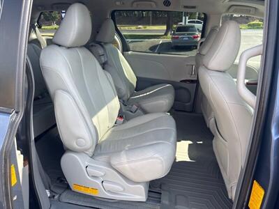 2013 Toyota Sienna XLE 7-Passenger Auto   - Photo 30 - Pittsburg, CA 94565-2812