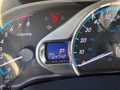 2013 Toyota Sienna XLE 7-Passenger Auto   - Photo 12 - Pittsburg, CA 94565-2812