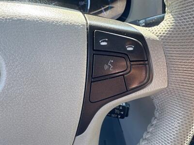 2013 Toyota Sienna XLE 7-Passenger Auto   - Photo 11 - Pittsburg, CA 94565-2812