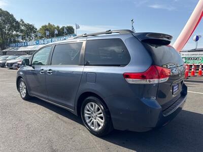 2013 Toyota Sienna XLE 7-Passenger Auto   - Photo 21 - Pittsburg, CA 94565-2812