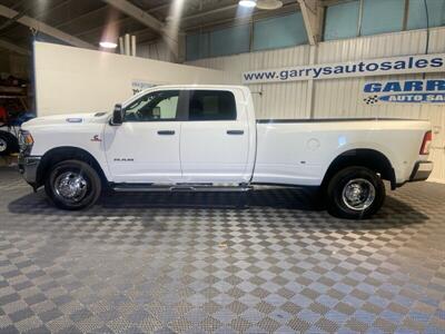 2024 RAM 3500 Big Horn   - Photo 8 - Dunbar, PA 15431