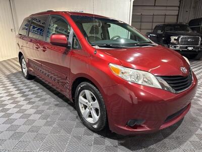 2012 Toyota Sienna LE 7-Passenger Auto   - Photo 3 - Dunbar, PA 15431