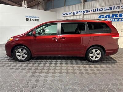 2012 Toyota Sienna LE 7-Passenger Auto   - Photo 8 - Dunbar, PA 15431