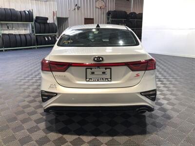 2019 Kia Forte S   - Photo 6 - Dunbar, PA 15431