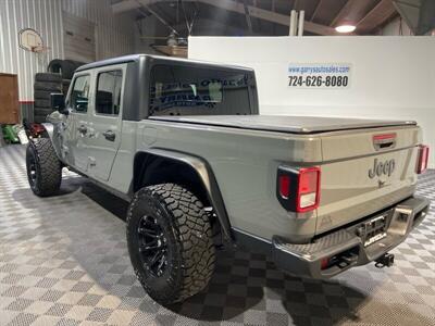 2020 Jeep Gladiator Sport   - Photo 7 - Dunbar, PA 15431