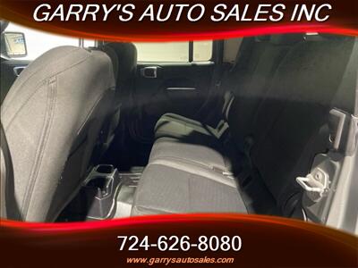 2020 Jeep Gladiator Sport   - Photo 21 - Dunbar, PA 15431