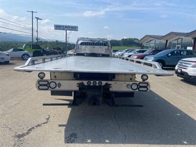 2005 Chevrolet Silverado 3500 LS   - Photo 6 - Dunbar, PA 15431