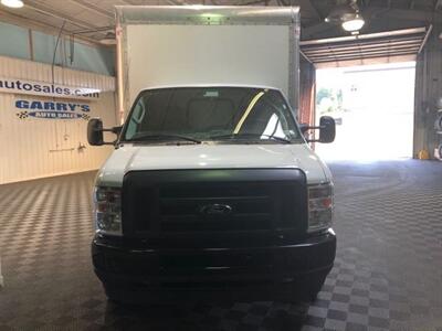 2022 Ford E-350 SD   - Photo 2 - Dunbar, PA 15431