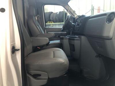 2022 Ford E-350 SD   - Photo 20 - Dunbar, PA 15431