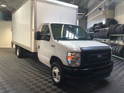 2022 Ford E-350 SD   - Photo 3 - Dunbar, PA 15431