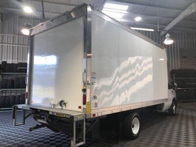 2022 Ford E-350 SD   - Photo 4 - Dunbar, PA 15431