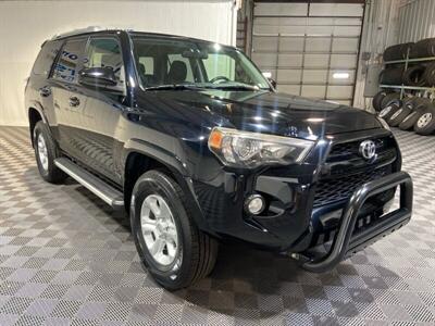 2015 Toyota 4Runner SR5   - Photo 3 - Dunbar, PA 15431