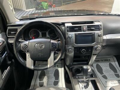 2015 Toyota 4Runner SR5   - Photo 15 - Dunbar, PA 15431